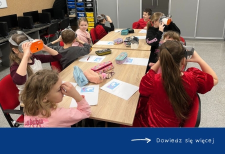 Lekcja z okularami VR w klasie 3b